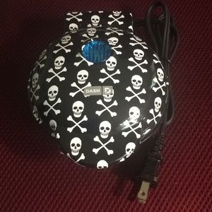 Skull Mini Waffle Maker Like New